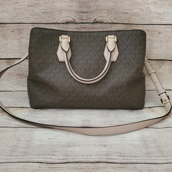 Michael Kors Camille Small Logo Satchel - Picture 2 of 15